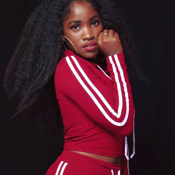 Meet your Posher, Karungi - Picture 1 of 1